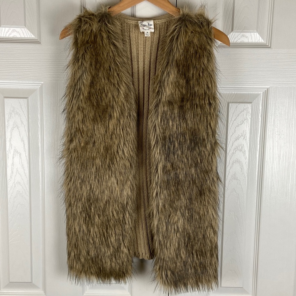 Hippie Rose Faux Fur Vest Size M